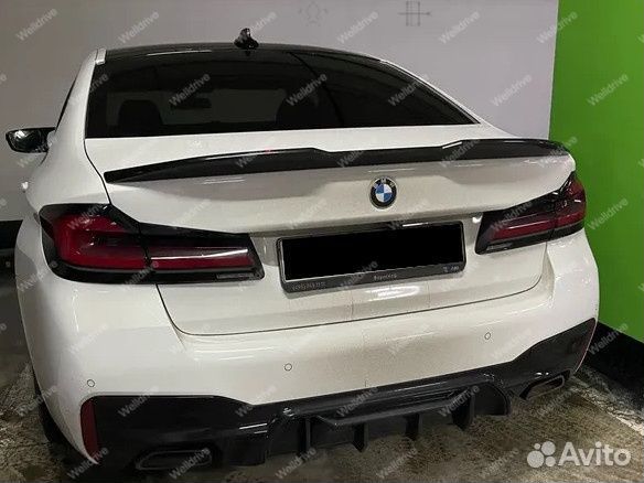 Cпойлер BMW 5 G30 M5 F90 PRO на ребро с вырезом