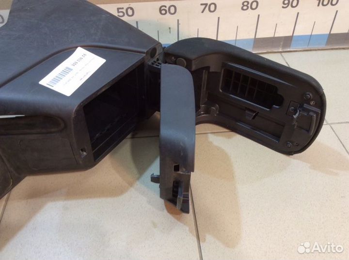 Подлокотник Mitsubishi Pajero/Montero Sport KH