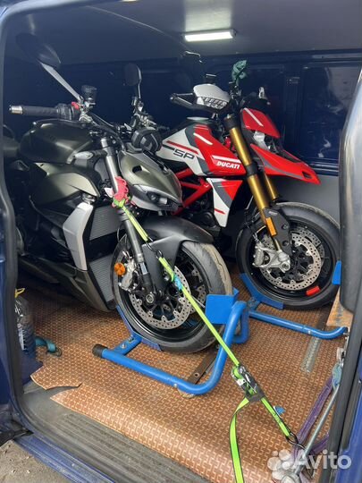 Мотоэвакуатор с лебедкой, проходит в паркинг