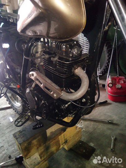 Продам двигатель для китайского мотоцикла 170 fmn