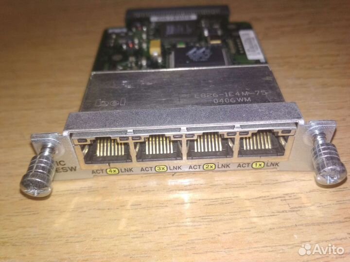 Модуль Cisco WIC-4ESW