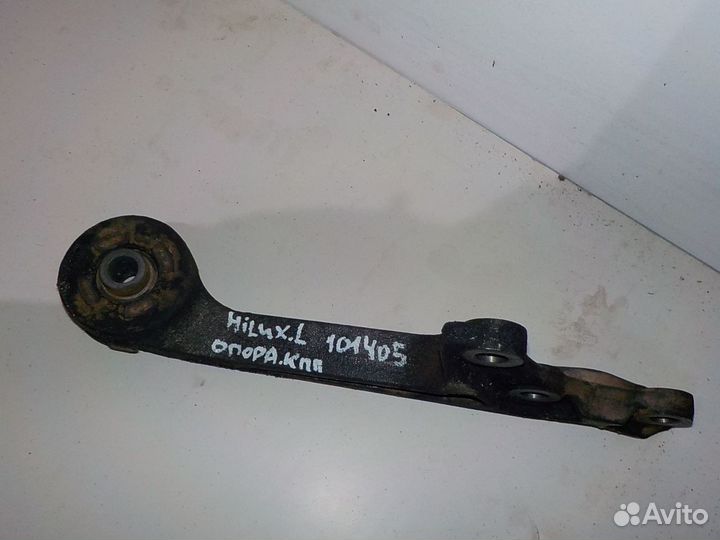 Опора переднего редуктора Toyota Hilux