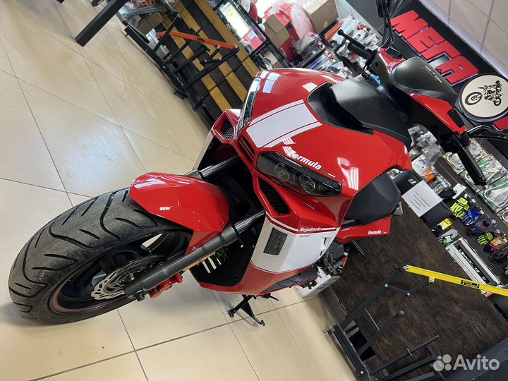 Скутер Regulmoto Formula 175 (LJ125T-8M)