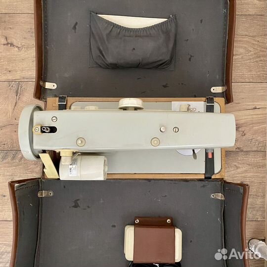 Швейная машина Подольск-132