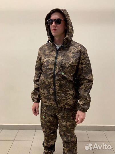 Демисезонный костюм весна-осень