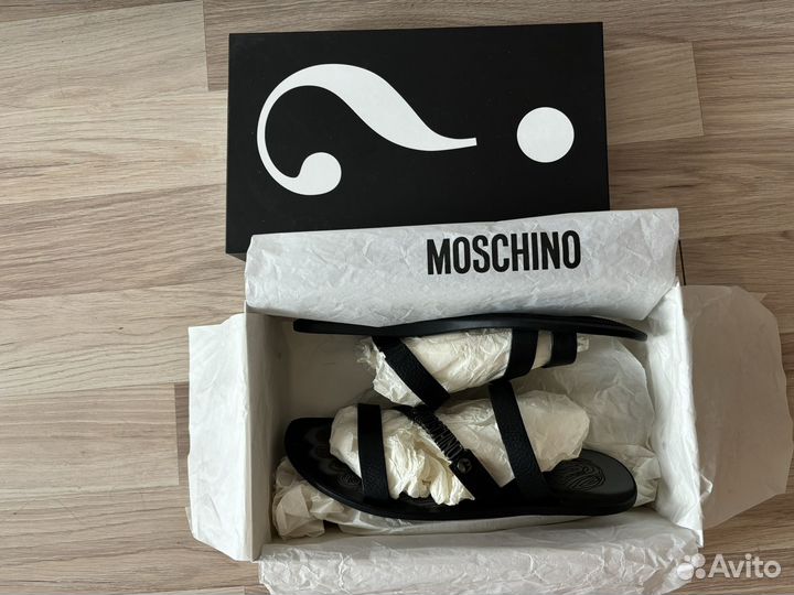 Шлепанцы мужские Moschino