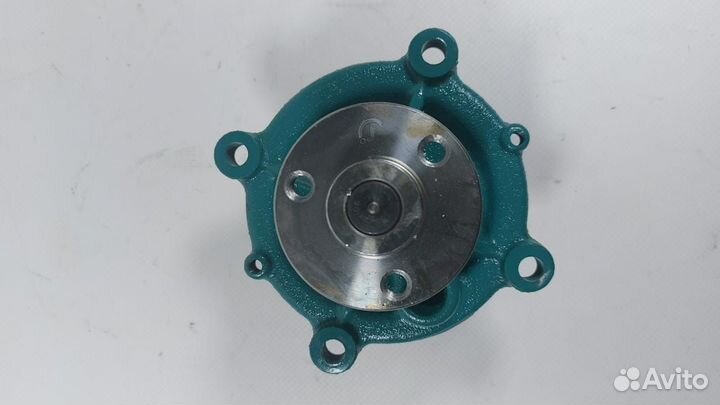 Помпа Водяная Volvo D4D / D6D / Hamm 310