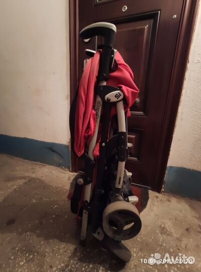 Прогулочная коляска peg perego si