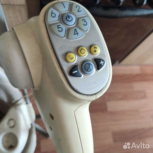 Детские электронные качели graco