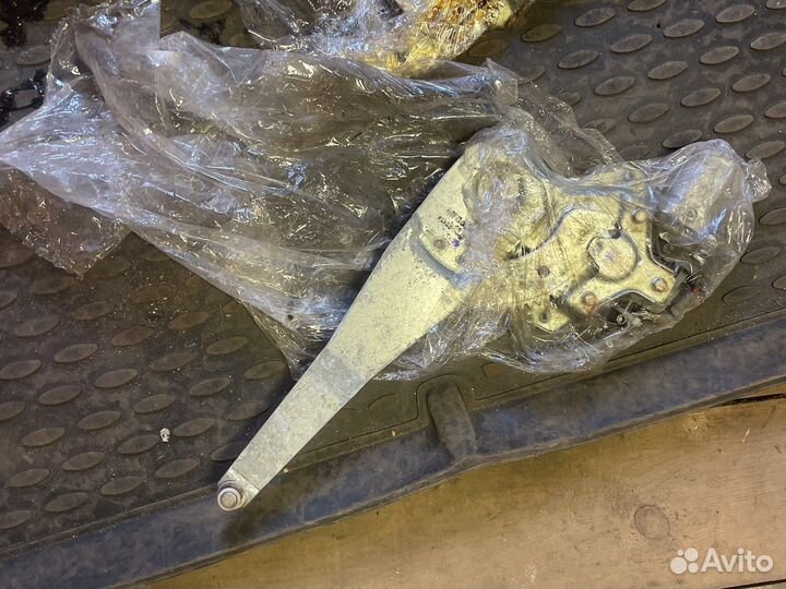 Ford ranger передний задний правый стеклоподъемник