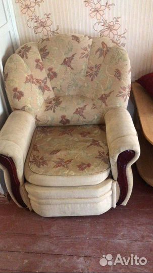 Диван раскладной два кресла