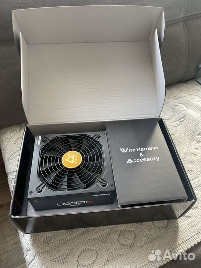 Блок питания Chieftec Silicon 750W SLC-750C