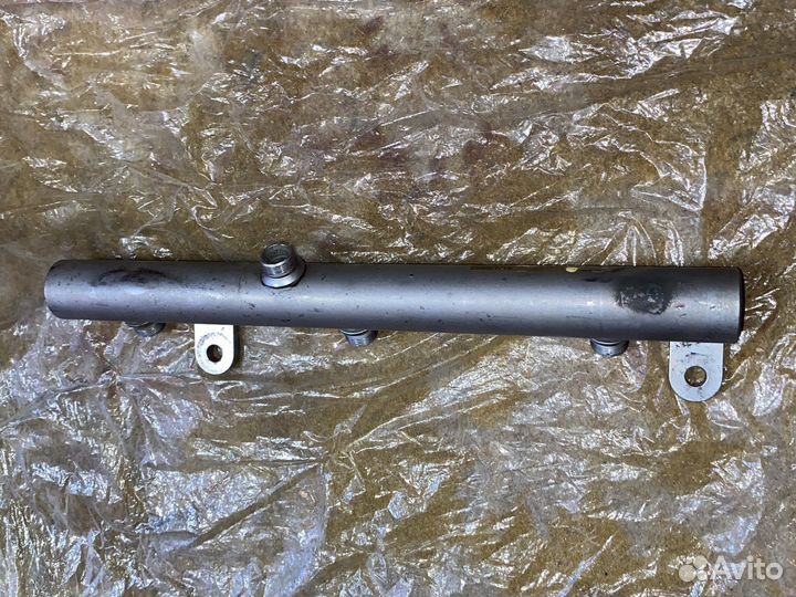 Топливная рампа Мерседес мл 164 642 мотор