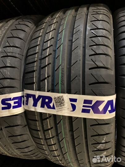 Viatti Strada Asimmetrico V-130 245/45 R17