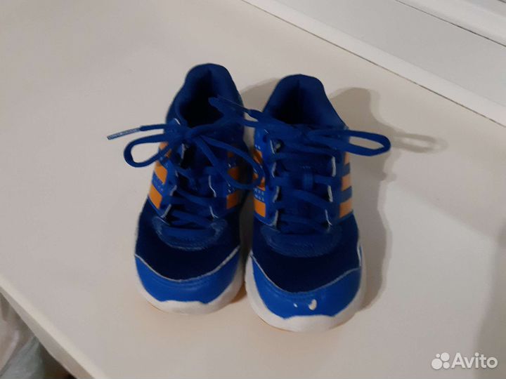 Кроссовки adidas оригинал