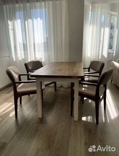 Кухонный стол