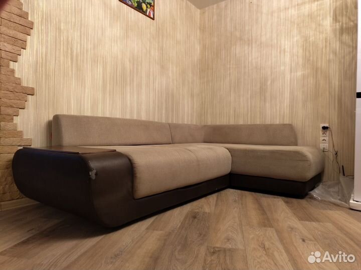 Диван угловой бу