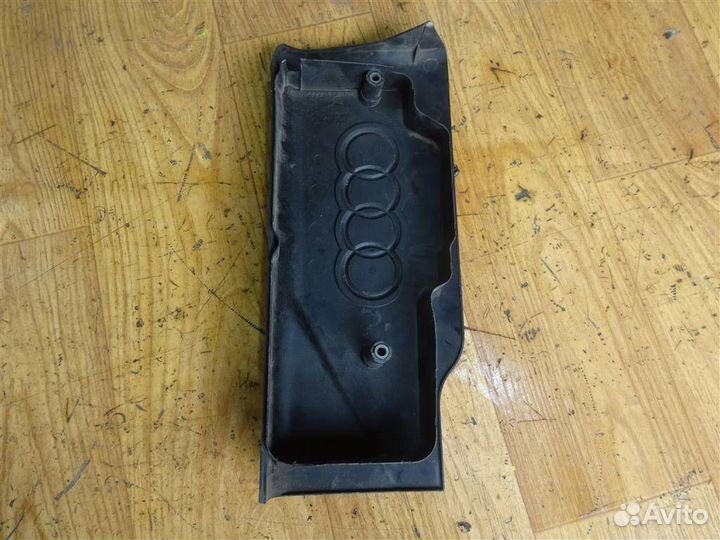 Крышка двигателя декоративная Audi A8 4D 1994-1