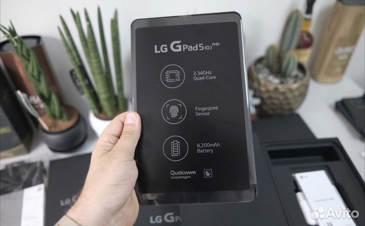 Планшет LG G Pad 5 10.1