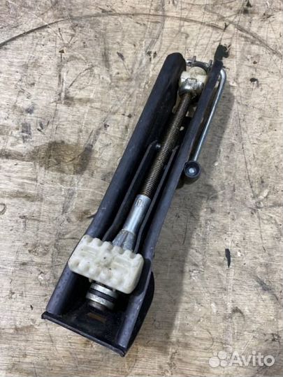 Домкрат Mercedes-Benz E-Class W211 M113E50