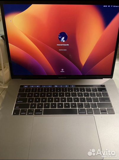 Macbook pro 15 2017 i7 16gb
