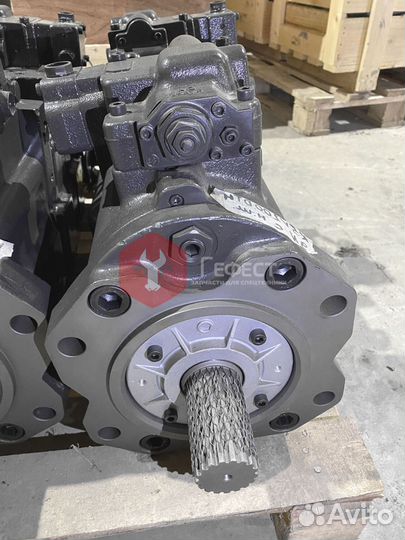 Основной насос Volvo EC460