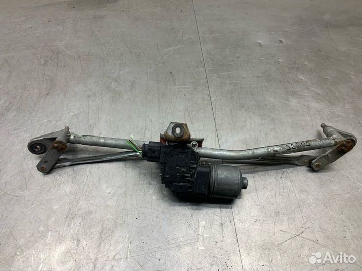 Трапеция дворников с двигателем Audi A4 универсал