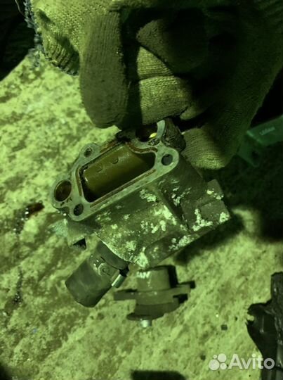 Корпус термостата Рено Логан Renault Logan