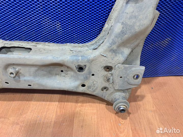 Подрамник Nissan Qashqai