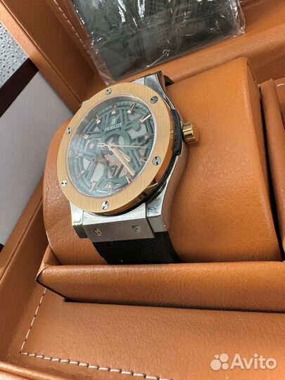 Механические наручные часы Hublot