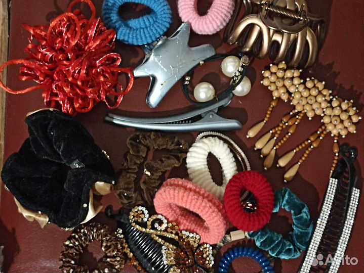 Заколки резинки ленты для волос