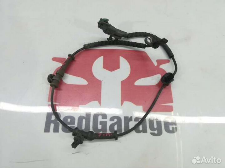 Датчик abs задний левый Jeep Grand Cherokee WK2