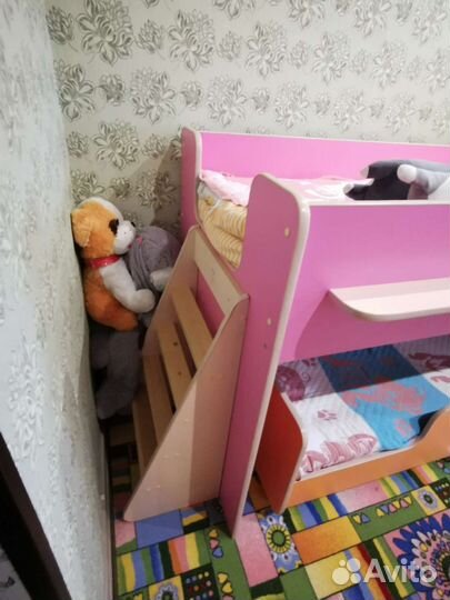 Двухярусная кровать