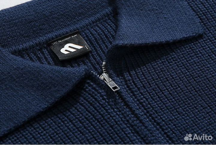 Свитер на молнии