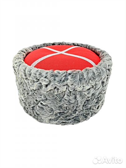 Каракулевая шапка