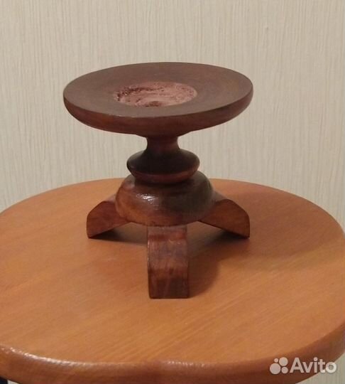 Подсвечники авторские из дерева (цвет: красно-кор)