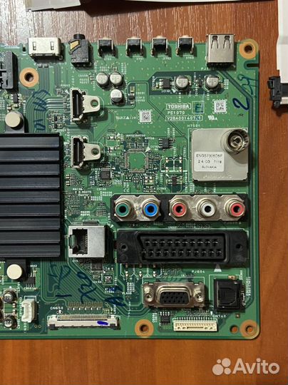 Pe1070 v28a00140701 от Toshiba 32rl933rb