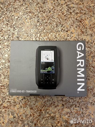 Эхолот Garmin striker vivid 4cv