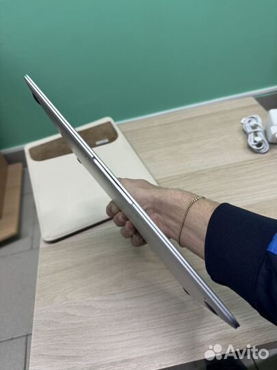 Apple Macbook 12 Retina 2017 i7 16/512 SSD Чехол