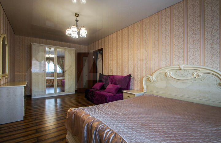 2-к. квартира, 58 м², 2/15 эт.