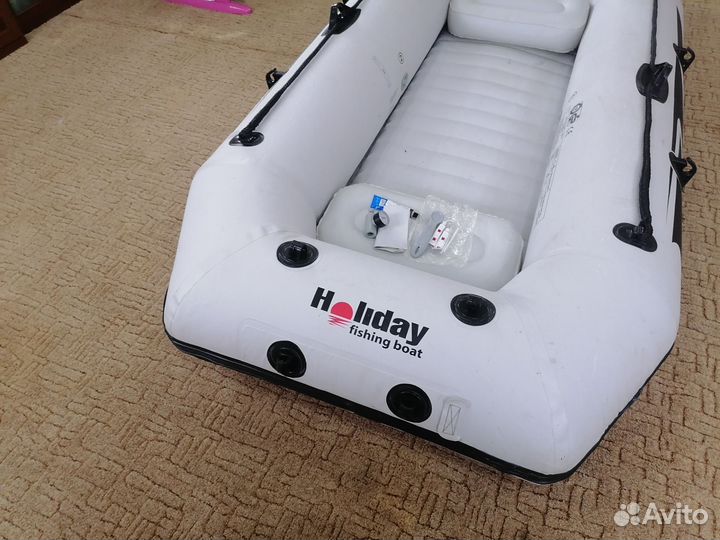 Лодка Holiday navigator 3