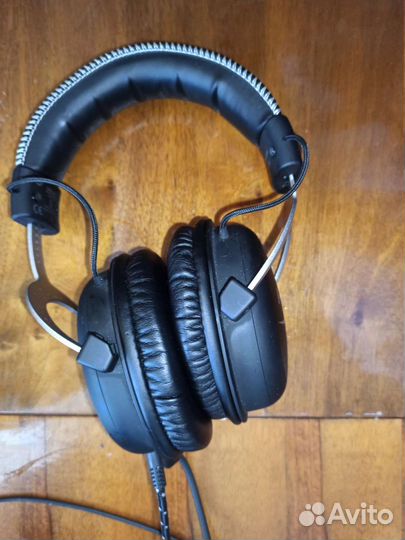 Игровые наушники hyperx