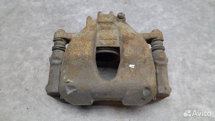 Суппорт передний левый Peugeot 408 1.6 115 (EC5)