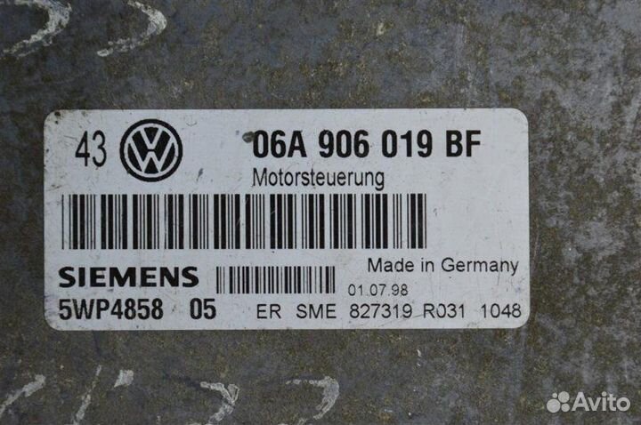 Блок управления двигателем Volkswagen Golf 4 1.6