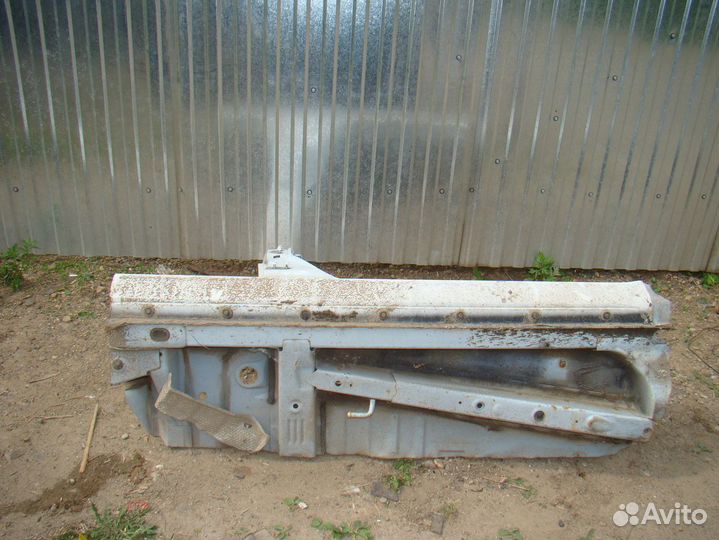 Порог со стойкой правый Toyota Highlander 2 (XU40)