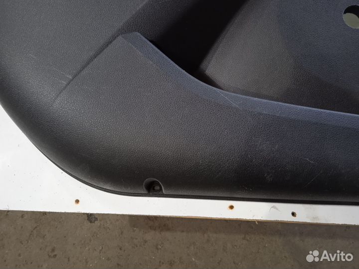 Обшивка двери (передняя левая) Калина 2 / Гранта