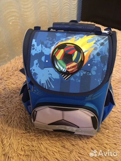 Рюкзак школьный для мальчика 1-4 класс