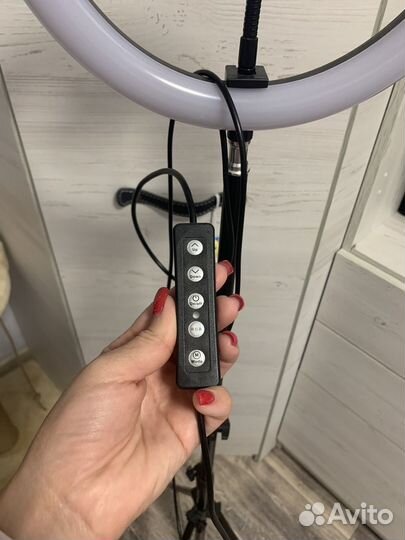 Кольцевая лампа