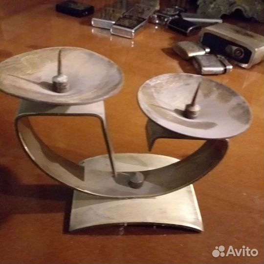 Подсвечник