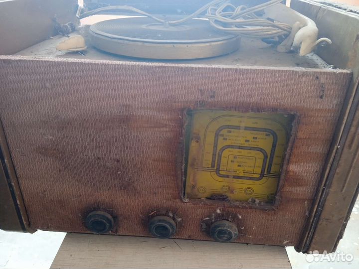 Радиоприемник. Кто больше предложит тому продам